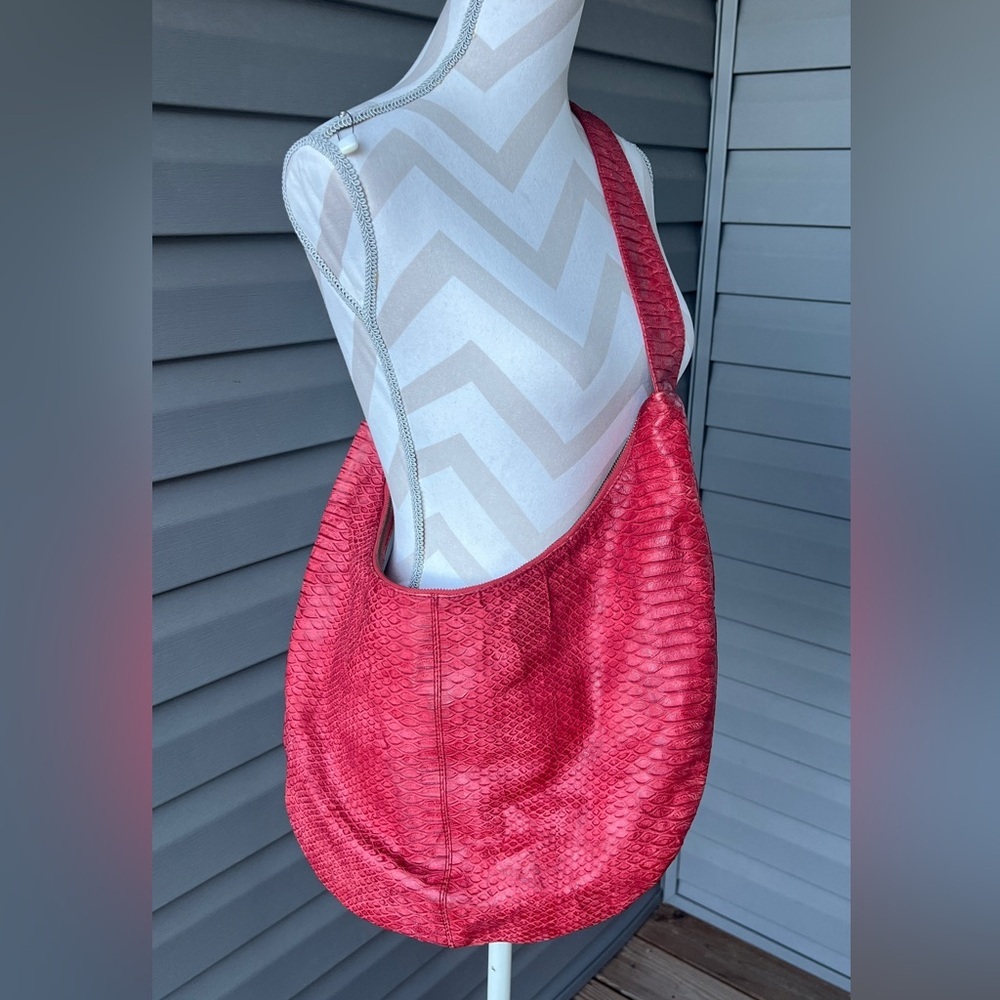 Vintage-Y2K Banana Republic Snakeskin Hobo Croissant Bag Red